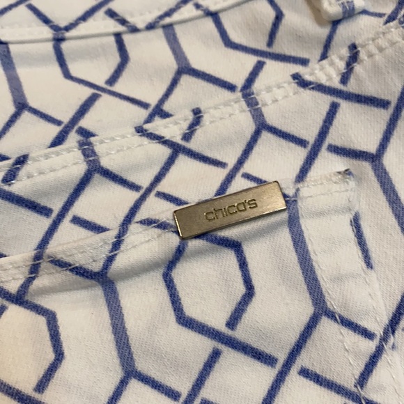 Chico’s The So Slimming Girlfriend Crop Jeans Blue Geometric Print Size 00 - Picture 8 of 11